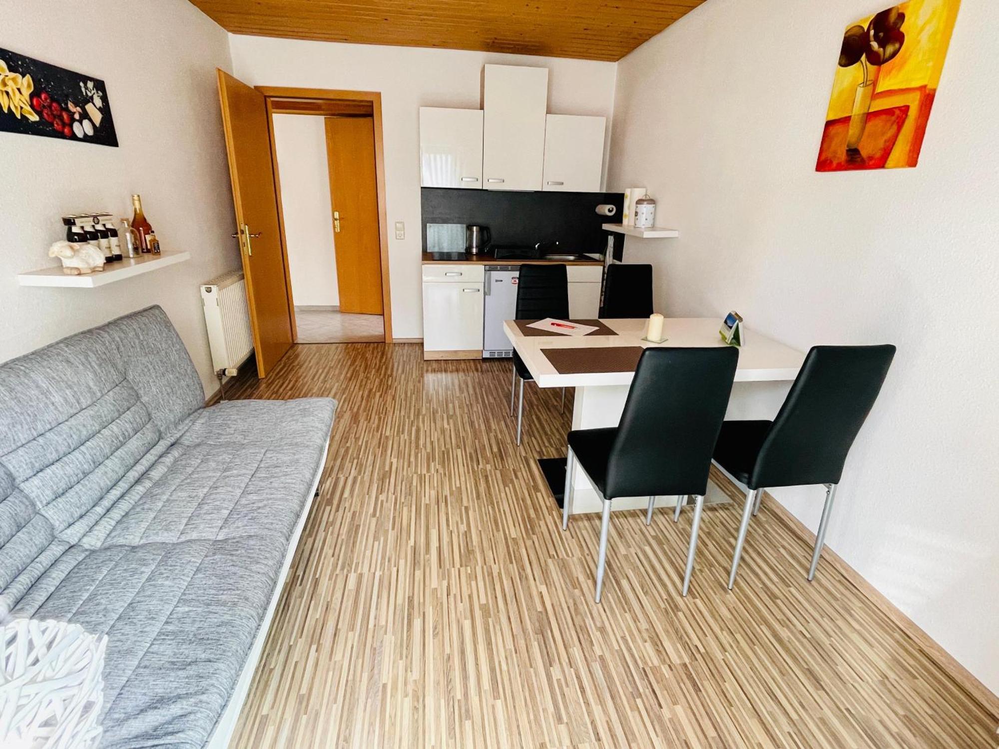 Kleine Ein Zimmer Wohnung Mit Gartenanlage Salem  Dış mekan fotoğraf