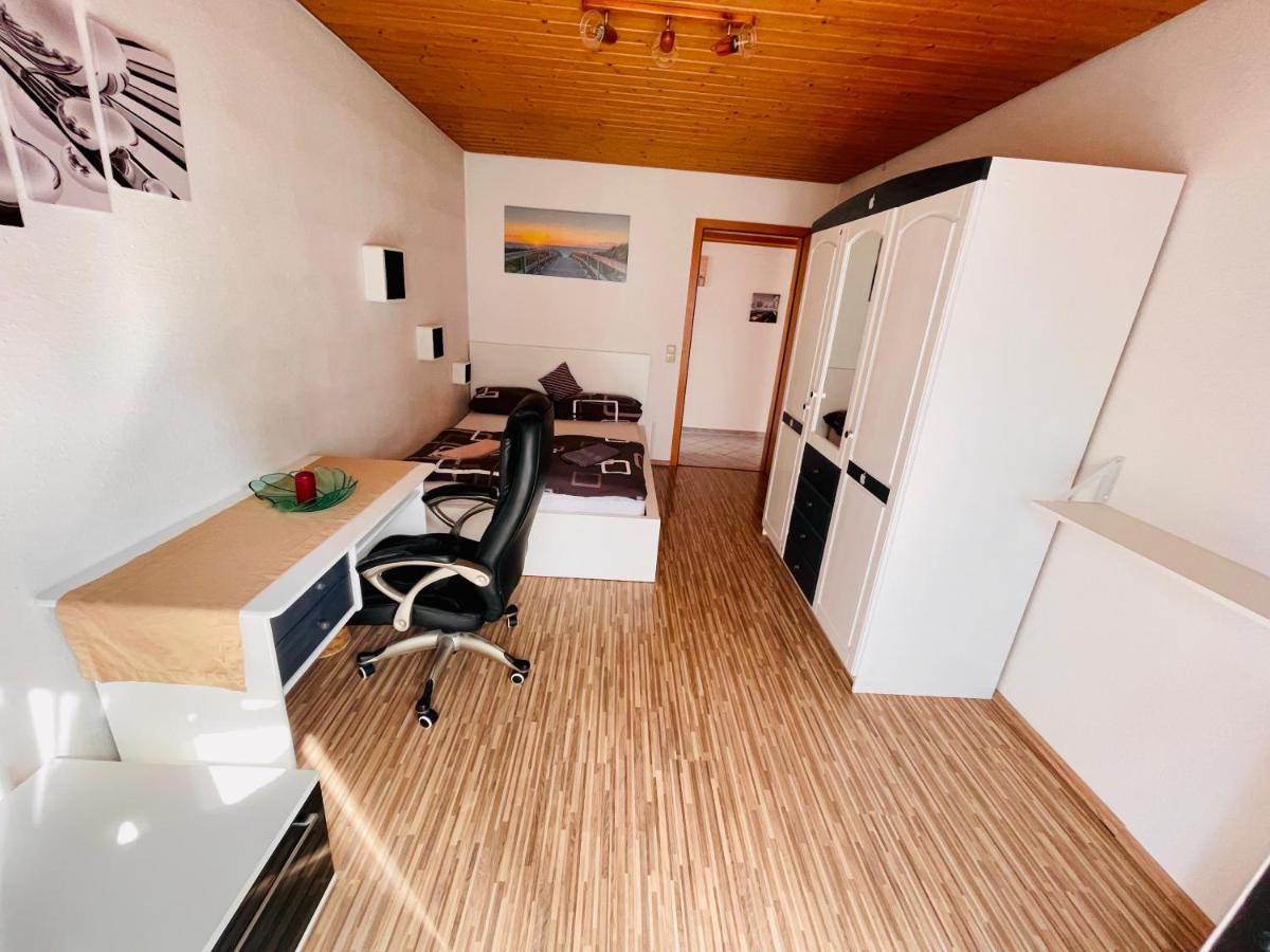 Kleine Ein Zimmer Wohnung Mit Gartenanlage Salem  Dış mekan fotoğraf
